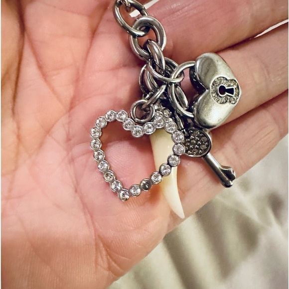 Dolce & Gabbana authentic silver tone chain charm bracelet crystal Heart Logo - Picture 8 of 9